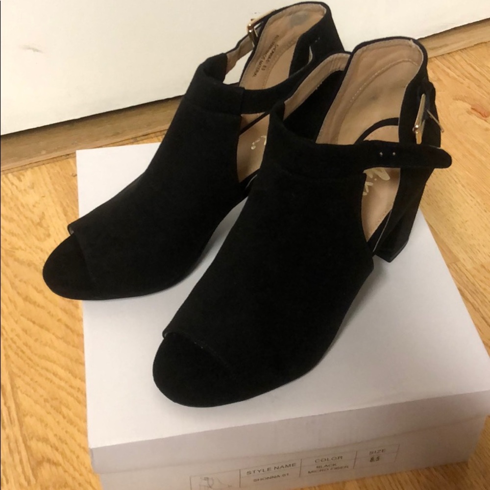 Black Open toe bootie sandals